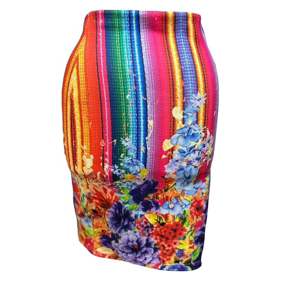 077 Top 10 | USA NWOT Multi color Pink Striped Floral Bodycon Skirt (Size S) - Picture 3 of 8